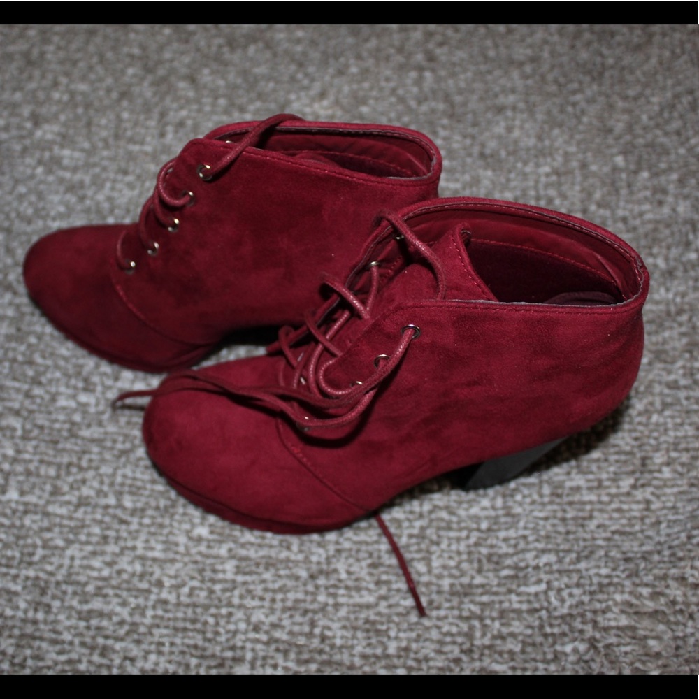 Booties - Picture 3 of 4